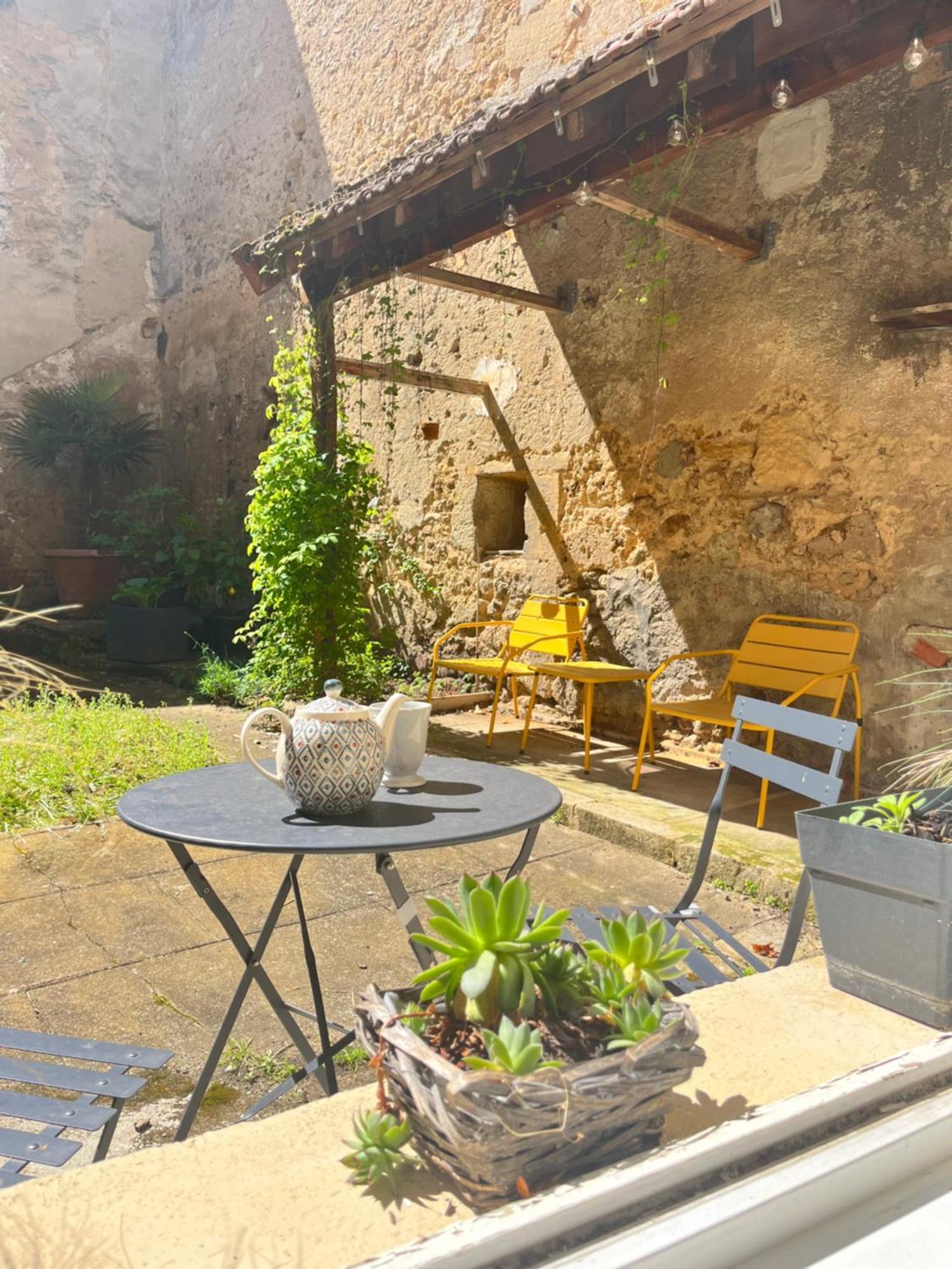 Maison Des Chevilles La Châtre Buitenkant foto
